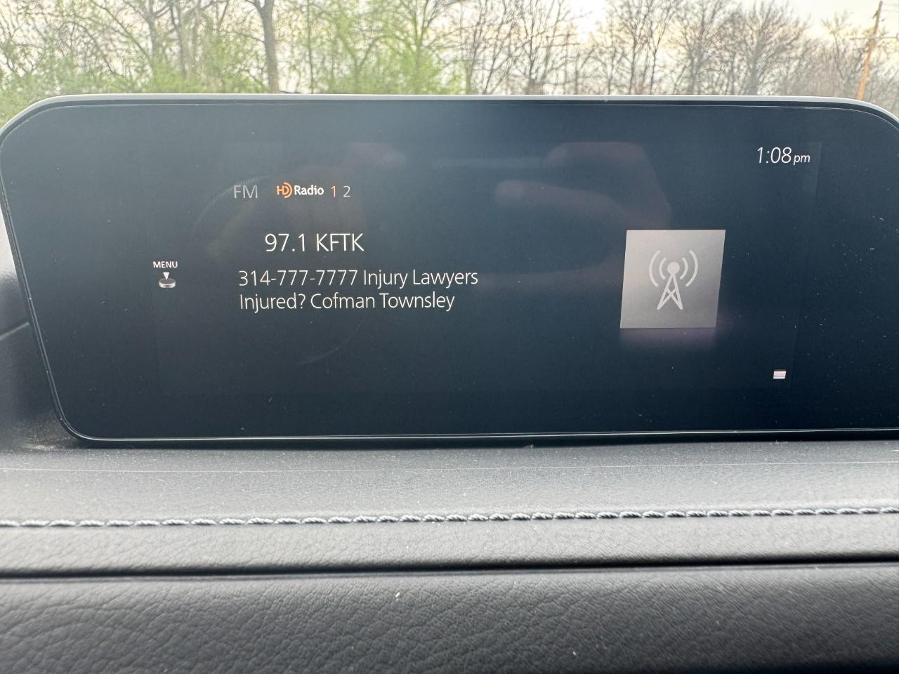 Mazda CX-30 Vehicle Full-screen Gallery Image 24