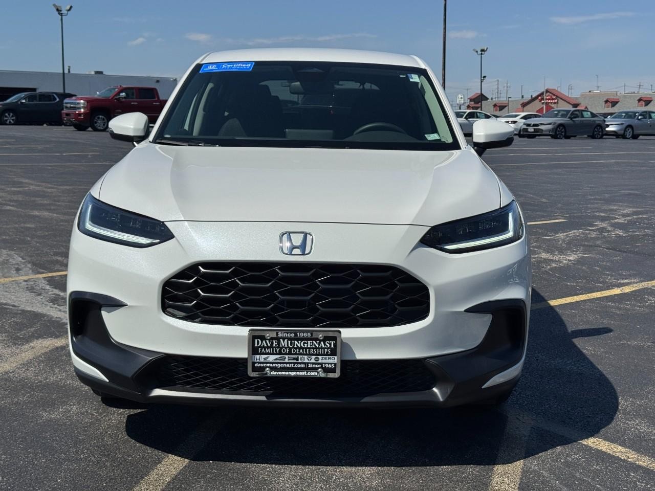 Honda HR-V Vehicle Full-screen Gallery Image 09