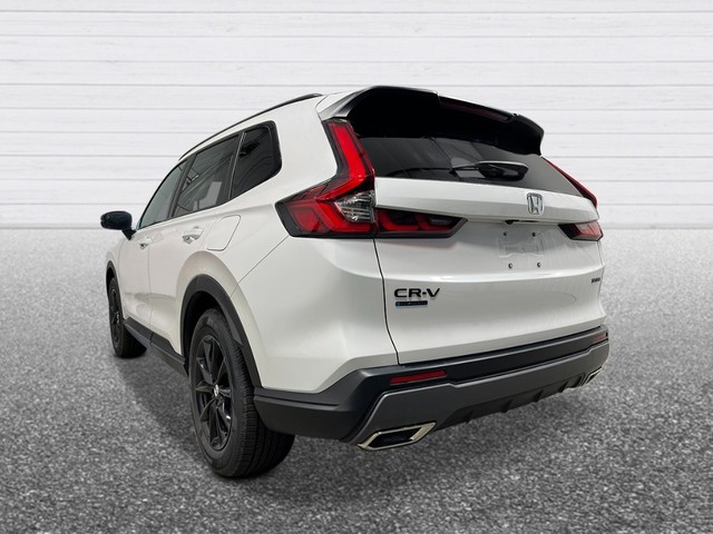 Honda CR-V Hybrid Vehicle Full-screen Gallery Image 03