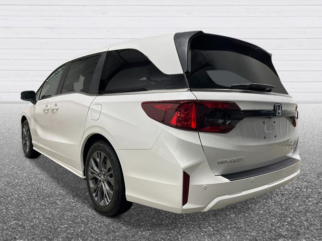 Honda Odyssey Vehicle Full-screen Gallery Image 03