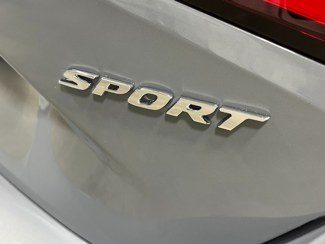 Honda Civic Hatchback Vehicle Full-screen Gallery Image 07