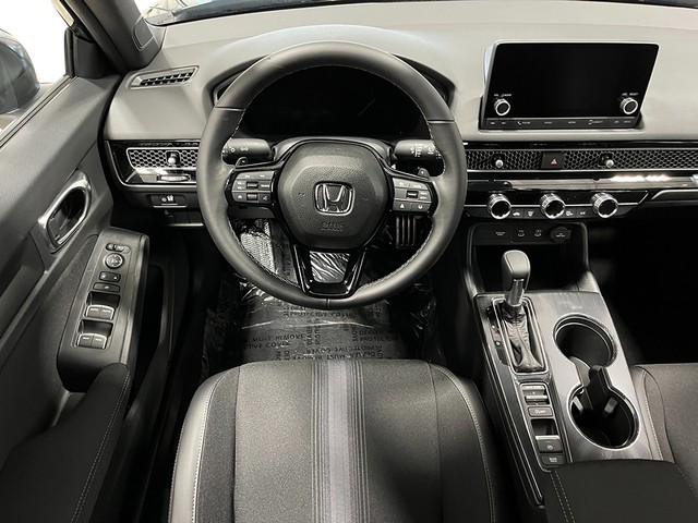 Honda Civic Hatchback Vehicle Full-screen Gallery Image 17