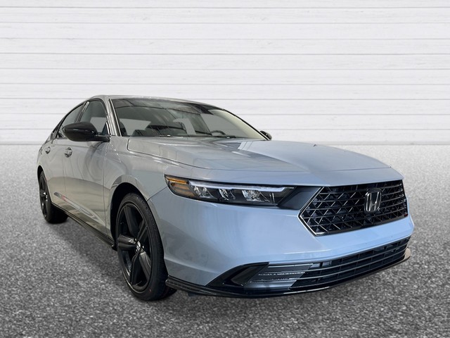 Honda Accord Hybrid Vehicle Full-screen Gallery Image 09