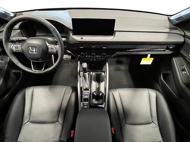 Honda Accord Hybrid Vehicle Full-screen Gallery Image 25