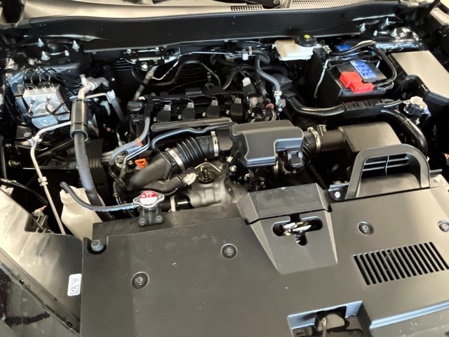 Honda CR-V Vehicle Full-screen Gallery Image 11