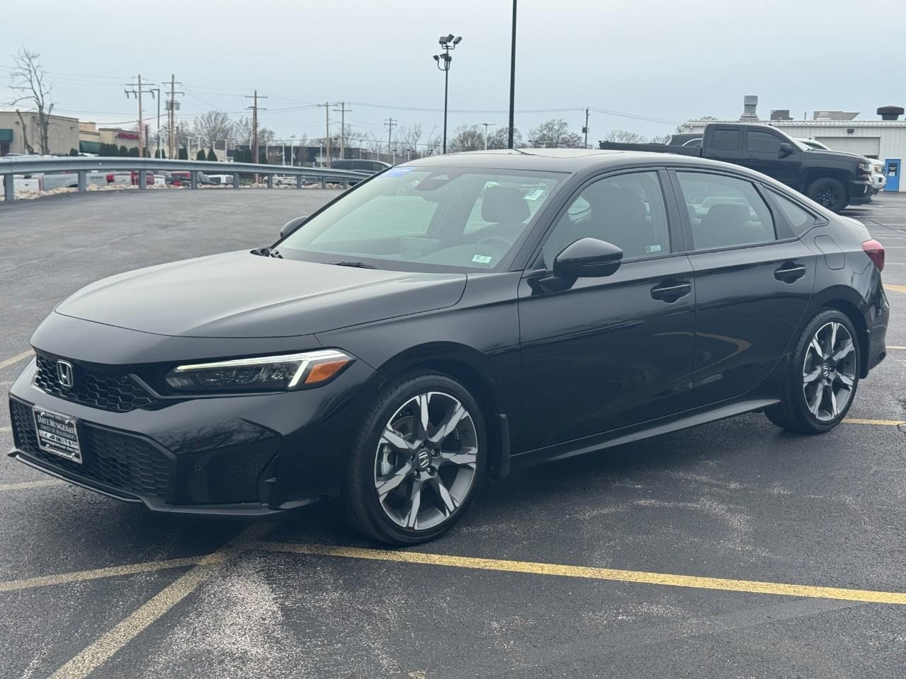 Honda Civic Sedan Hybrid Vehicle Full-screen Gallery Image 09