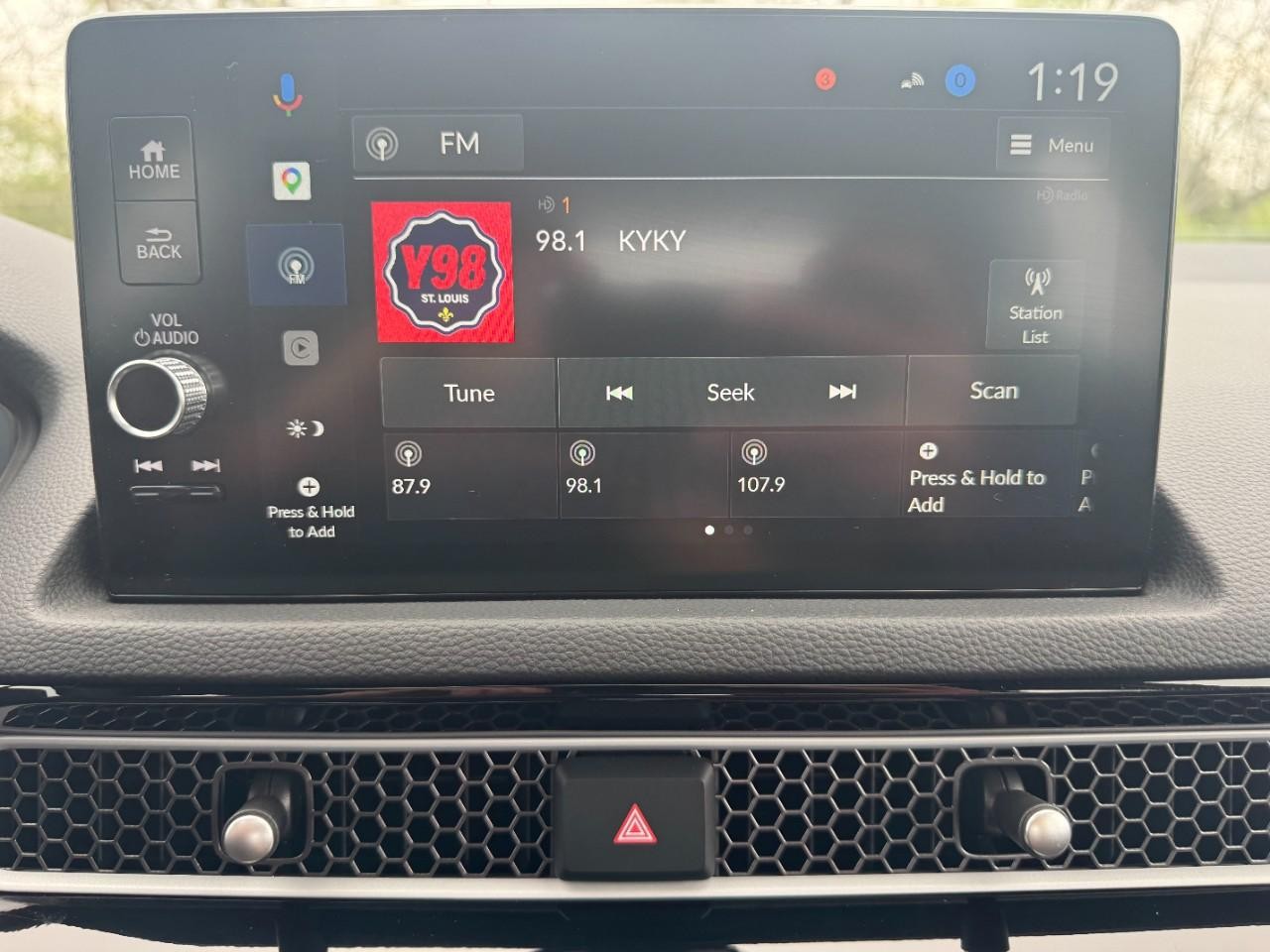 Honda Civic Sedan Hybrid Vehicle Full-screen Gallery Image 26