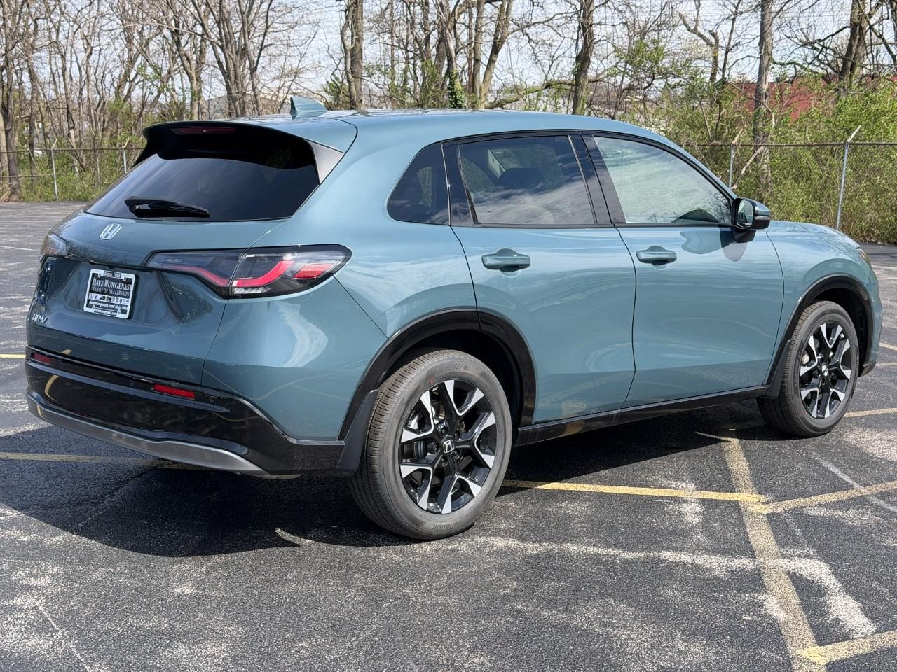 Honda HR-V Vehicle Full-screen Gallery Image 04