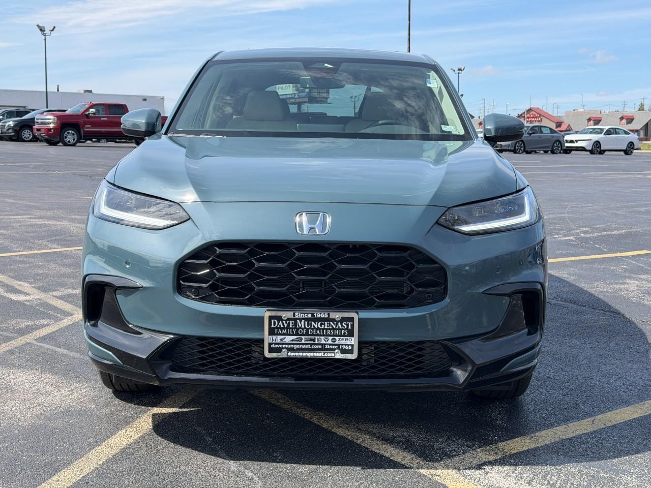 Honda HR-V Vehicle Full-screen Gallery Image 10