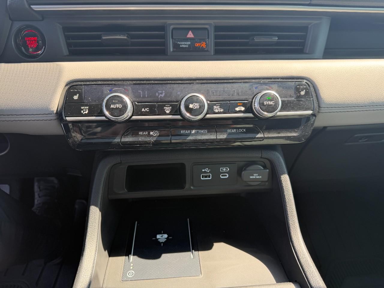 Honda Pilot Vehicle Full-screen Gallery Image 29