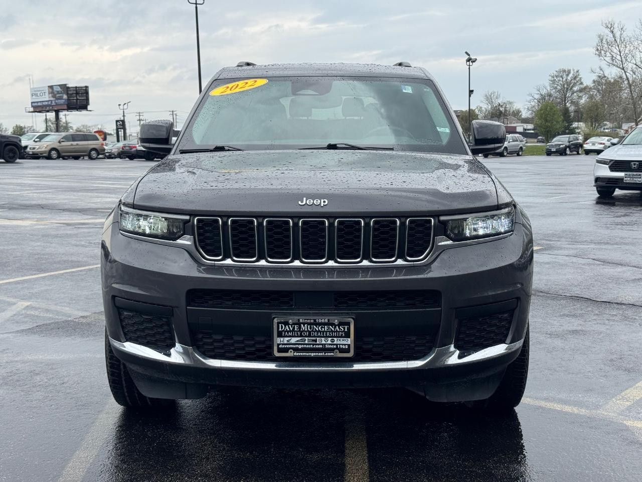 Jeep Grand Cherokee L Vehicle Full-screen Gallery Image 11