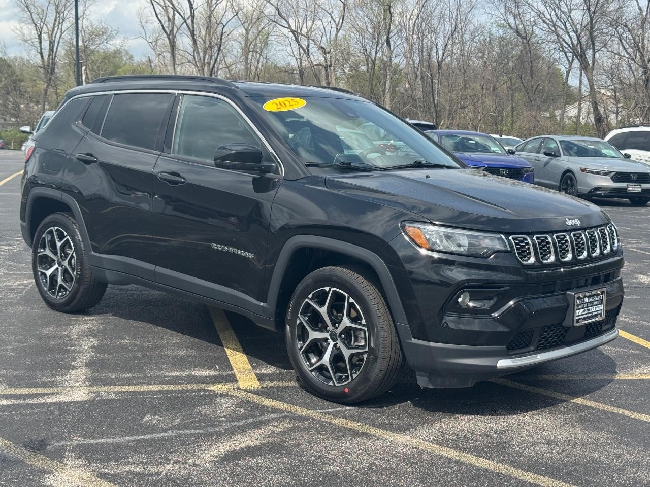 Jeep Compass Vehicle Full-screen Gallery Image 02