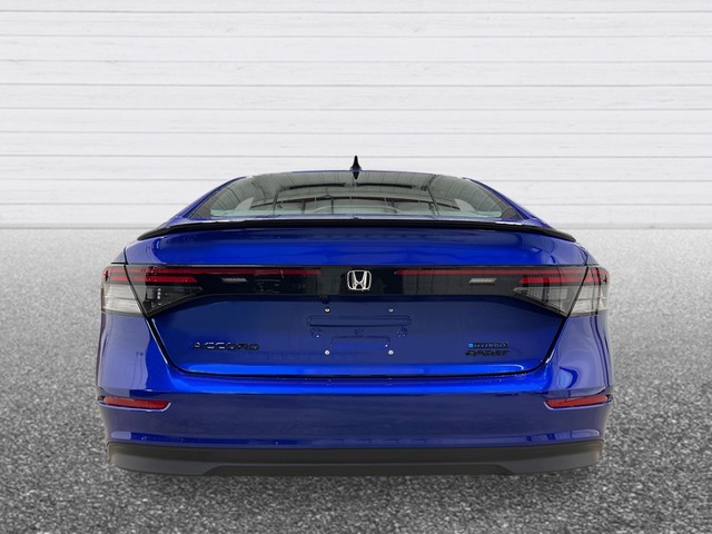 Honda Accord Hybrid Vehicle Full-screen Gallery Image 04
