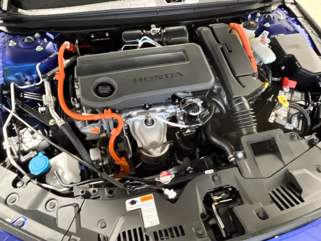 Honda Accord Hybrid Vehicle Full-screen Gallery Image 12