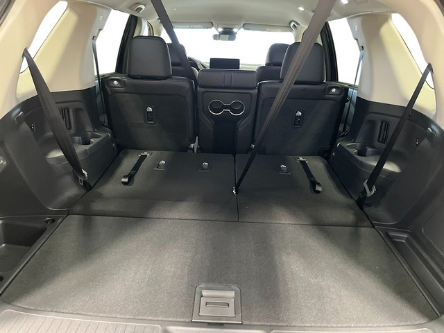 Honda Pilot Vehicle Full-screen Gallery Image 27