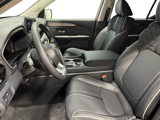 Honda Pilot Vehicle Full-screen Gallery Image 14