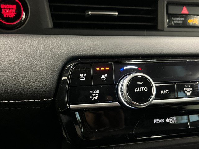 Honda Pilot Vehicle Full-screen Gallery Image 19