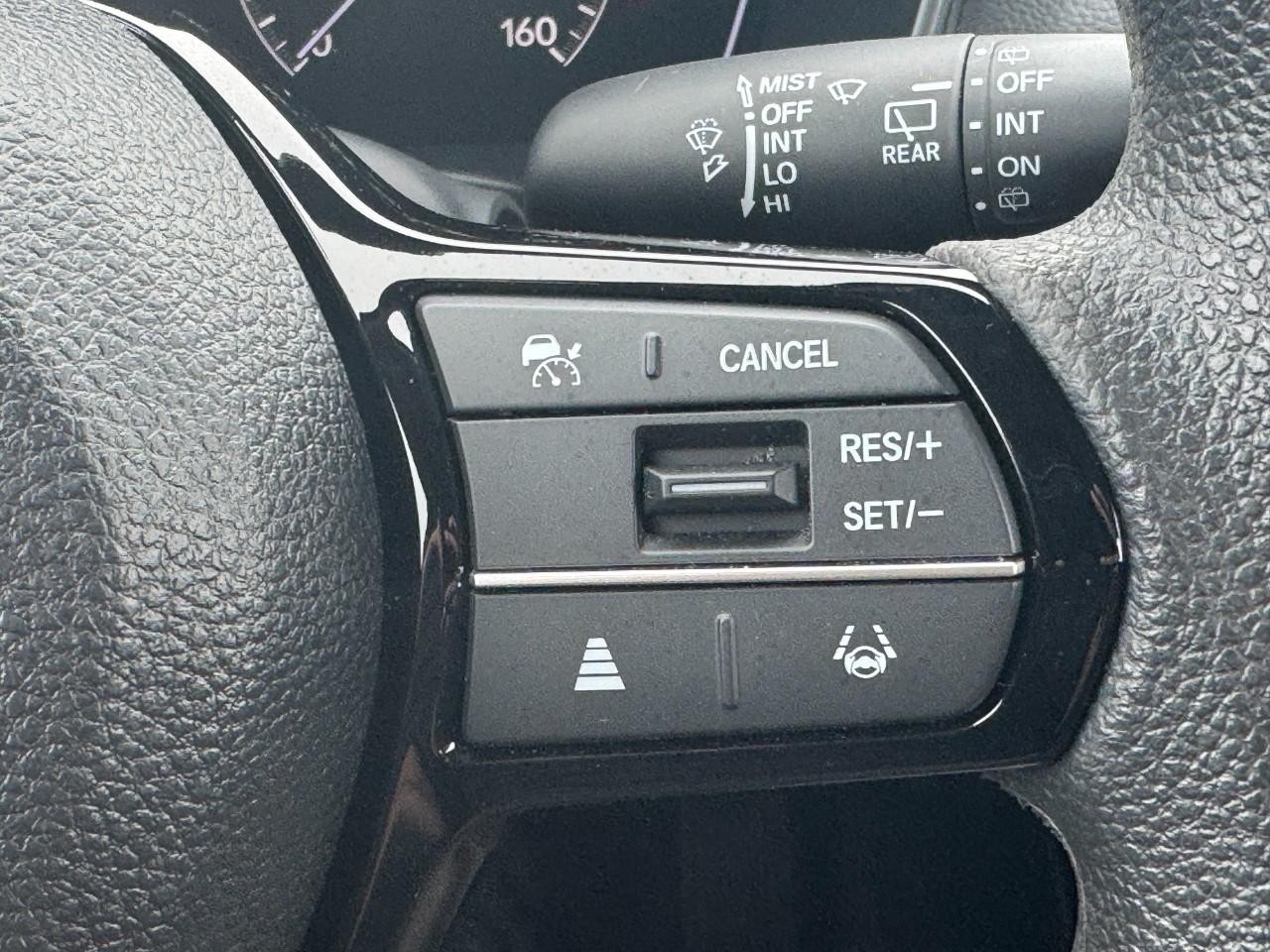 Honda Civic Hatchback Vehicle Full-screen Gallery Image 21