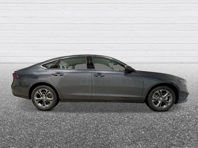 Honda Accord Hybrid Vehicle Full-screen Gallery Image 08