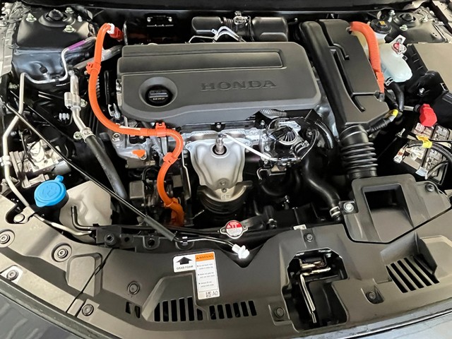 Honda Accord Hybrid Vehicle Full-screen Gallery Image 12