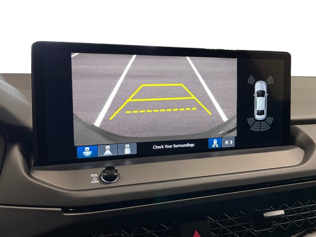 Honda Accord Hybrid Vehicle Full-screen Gallery Image 22