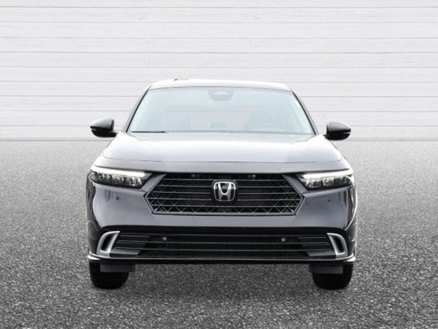 Honda Accord Hybrid Vehicle Full-screen Gallery Image 08