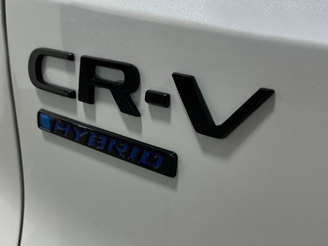 Honda CR-V Hybrid Vehicle Full-screen Gallery Image 06