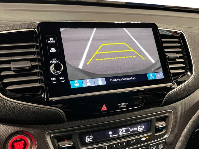 Honda Ridgeline Vehicle Full-screen Gallery Image 23