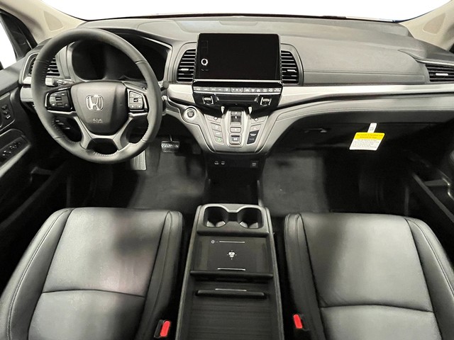 Honda Odyssey Vehicle Full-screen Gallery Image 24
