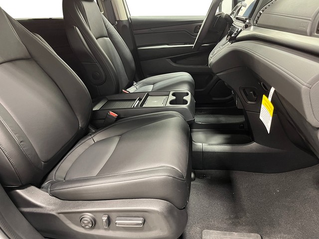 Honda Odyssey Vehicle Full-screen Gallery Image 28