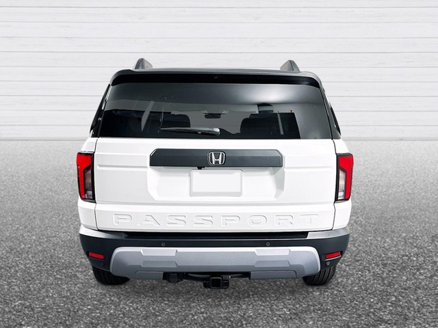 Honda Passport Vehicle Full-screen Gallery Image 04
