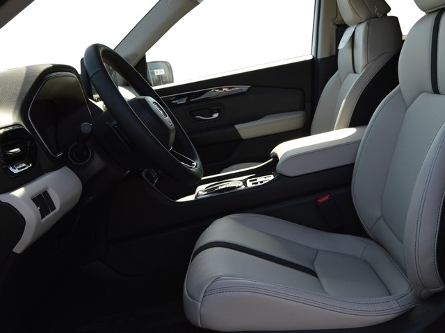 Honda Passport Vehicle Full-screen Gallery Image 09