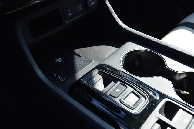 Honda Passport Vehicle Full-screen Gallery Image 20