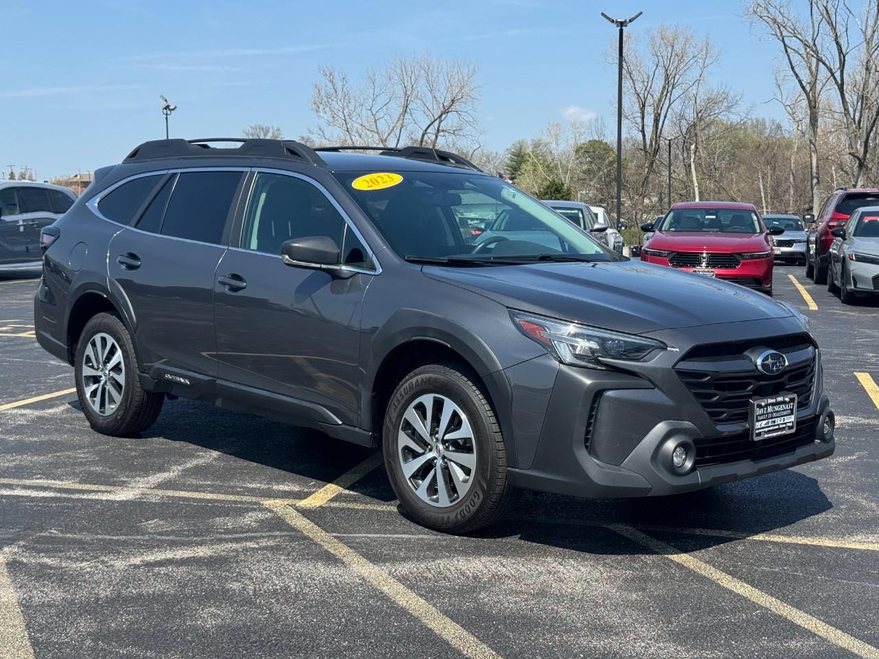 Honda Accord Sedan Vehicle Full-screen Gallery Image 02