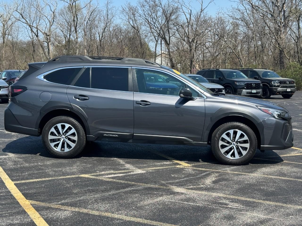 Honda Accord Sedan Vehicle Full-screen Gallery Image 03