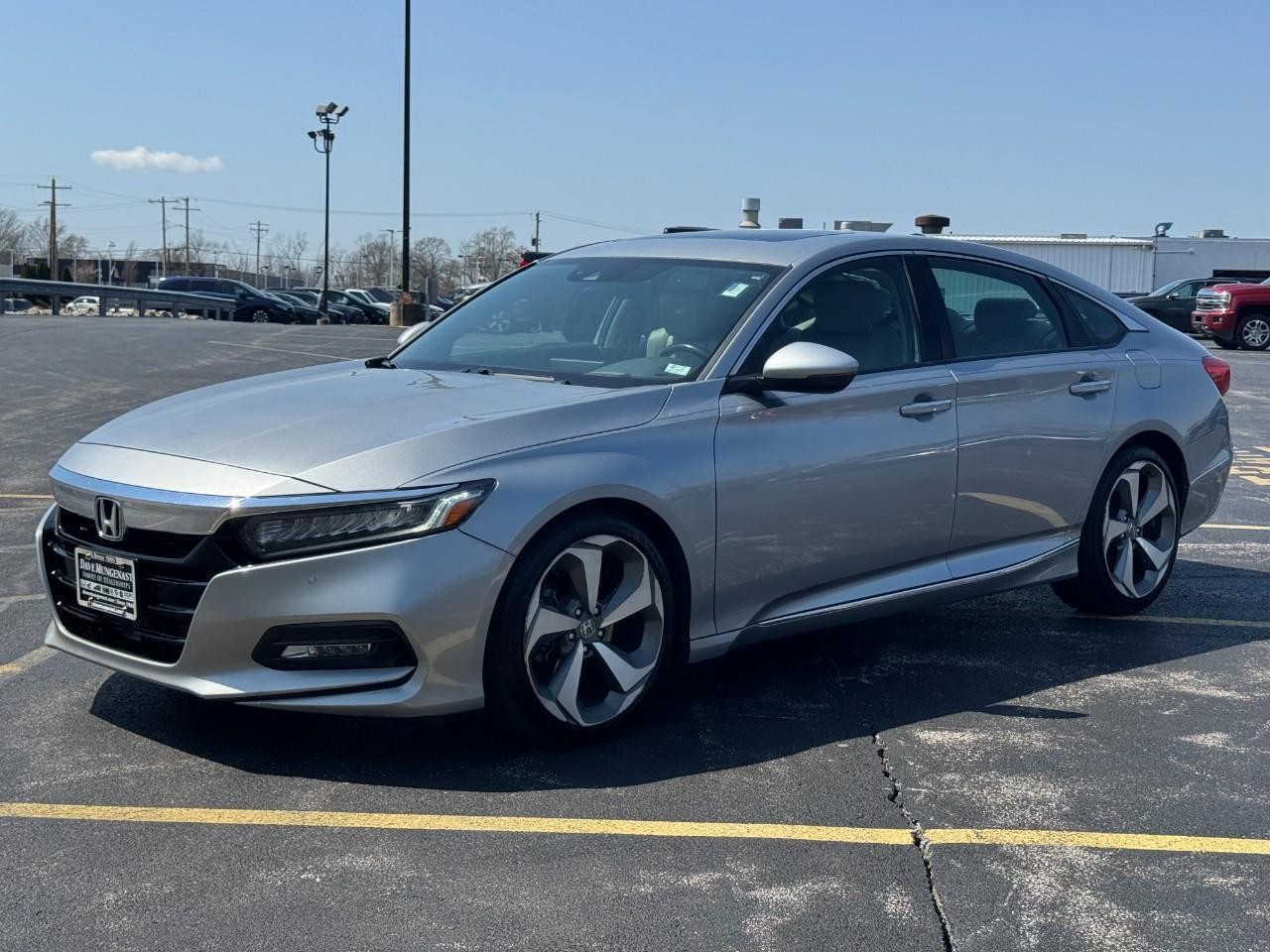 Honda Accord Sedan Vehicle Full-screen Gallery Image 08