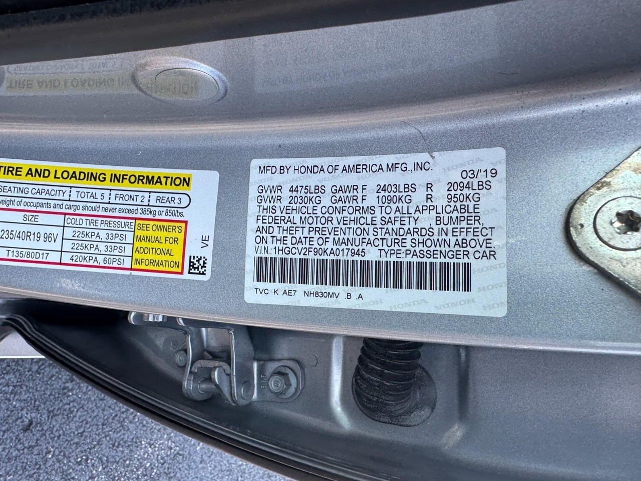 Honda Accord Sedan Vehicle Full-screen Gallery Image 26