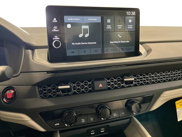 Honda Accord Sedan Vehicle Full-screen Gallery Image 20