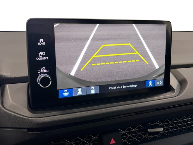 Honda Accord Sedan Vehicle Full-screen Gallery Image 22