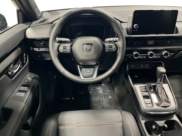 Honda CR-V Hybrid Vehicle Full-screen Gallery Image 17