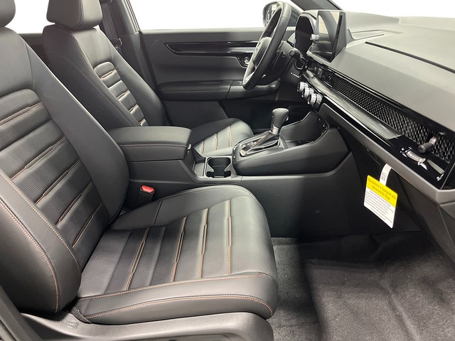 Honda CR-V Hybrid Vehicle Full-screen Gallery Image 29