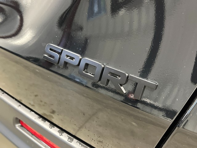 Honda HR-V Vehicle Full-screen Gallery Image 06