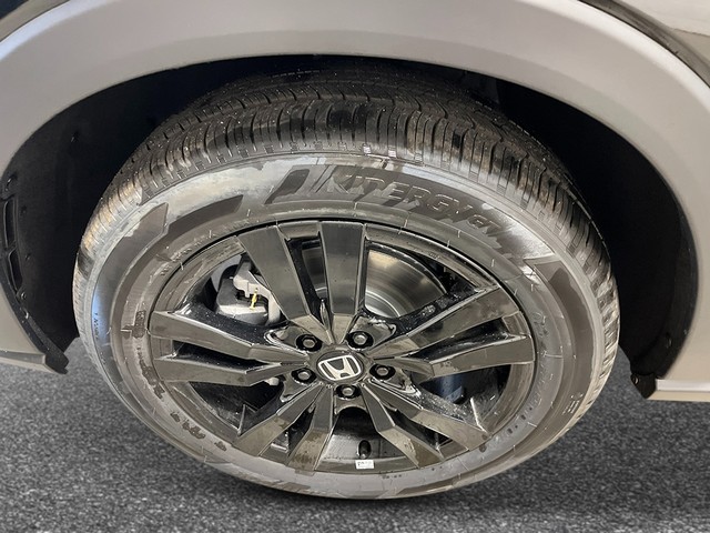 Honda HR-V Vehicle Full-screen Gallery Image 11