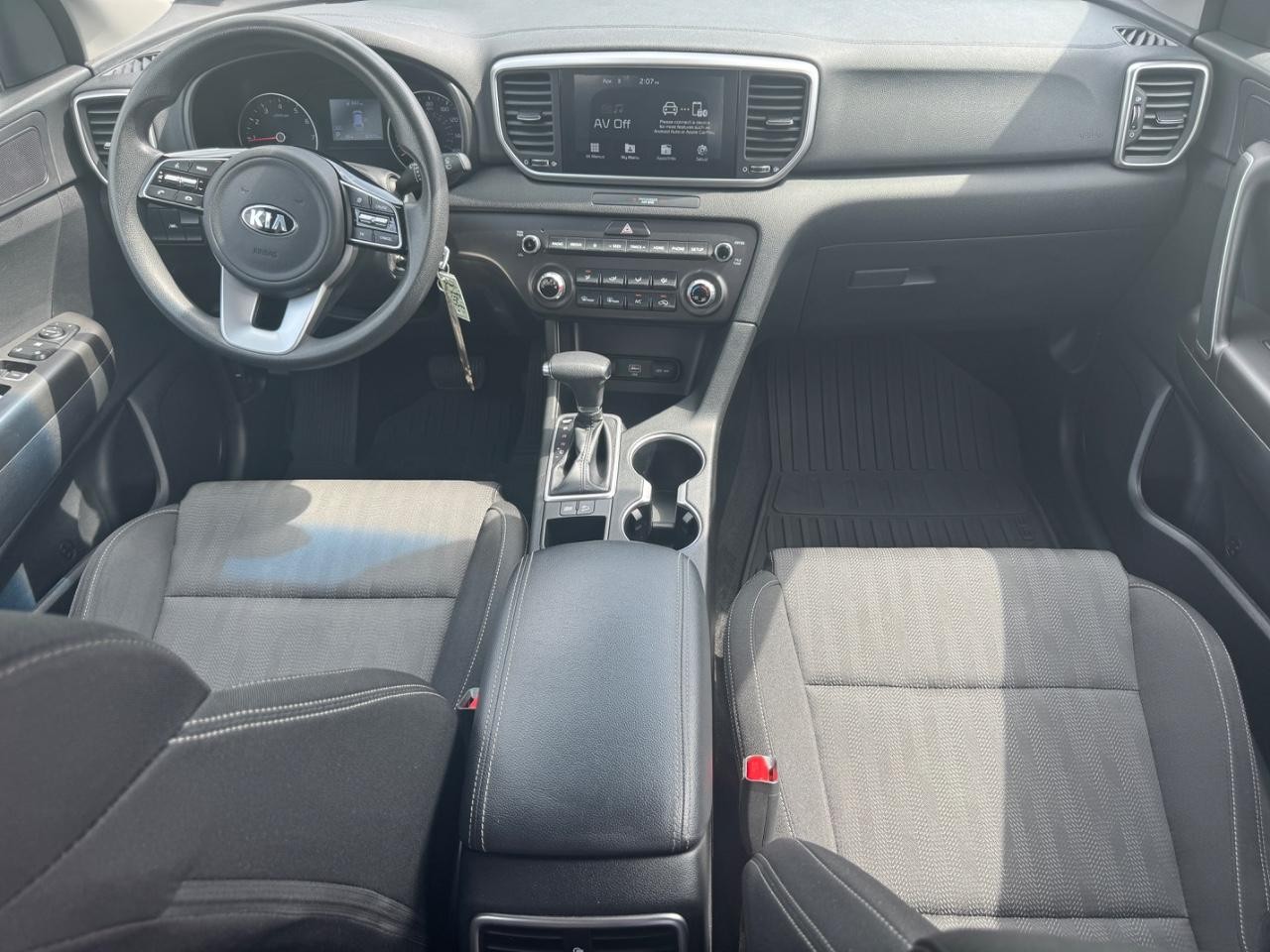 Kia Sportage Vehicle Full-screen Gallery Image 14