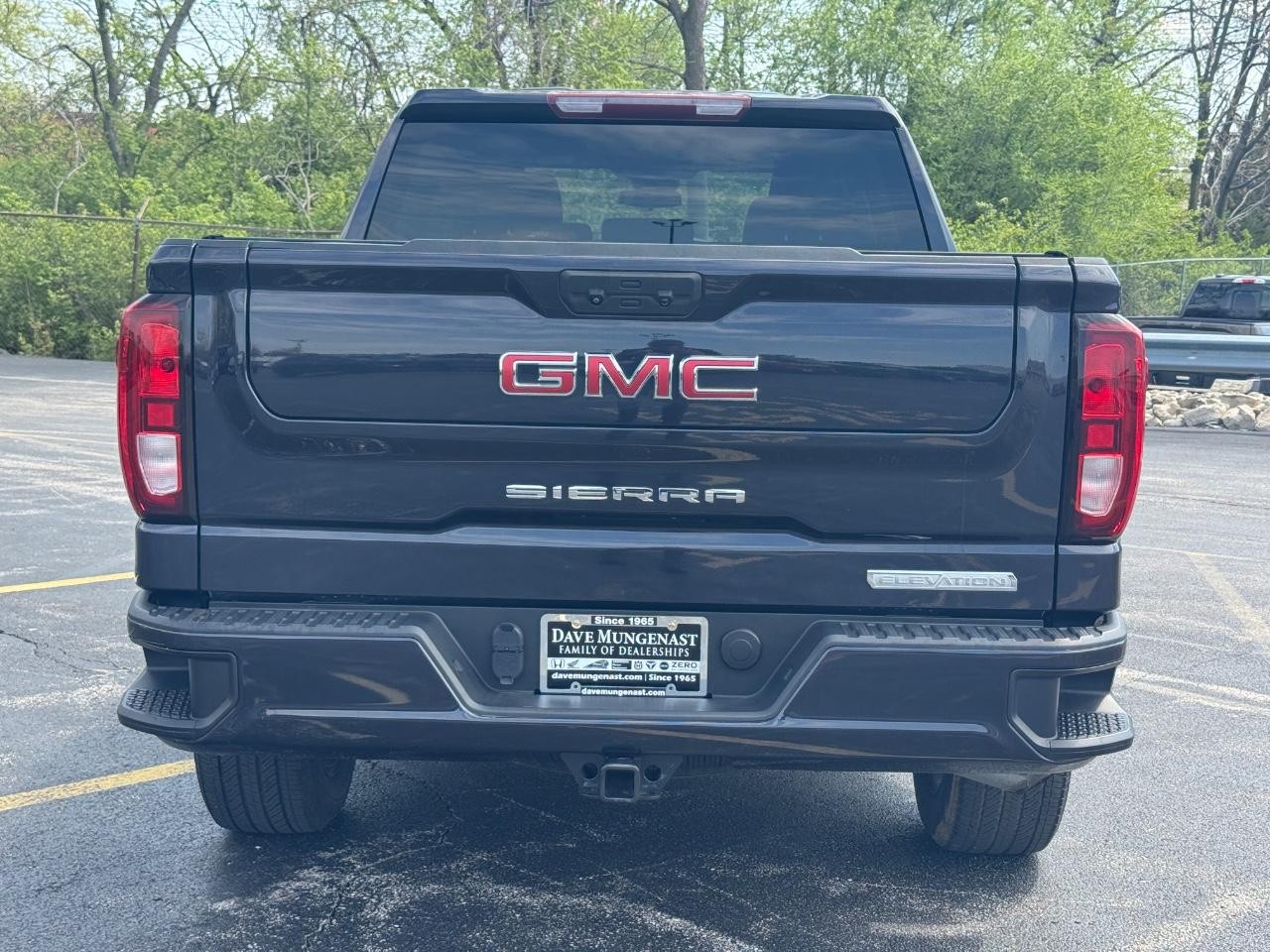 GMC Sierra 1500 Vehicle Full-screen Gallery Image 06