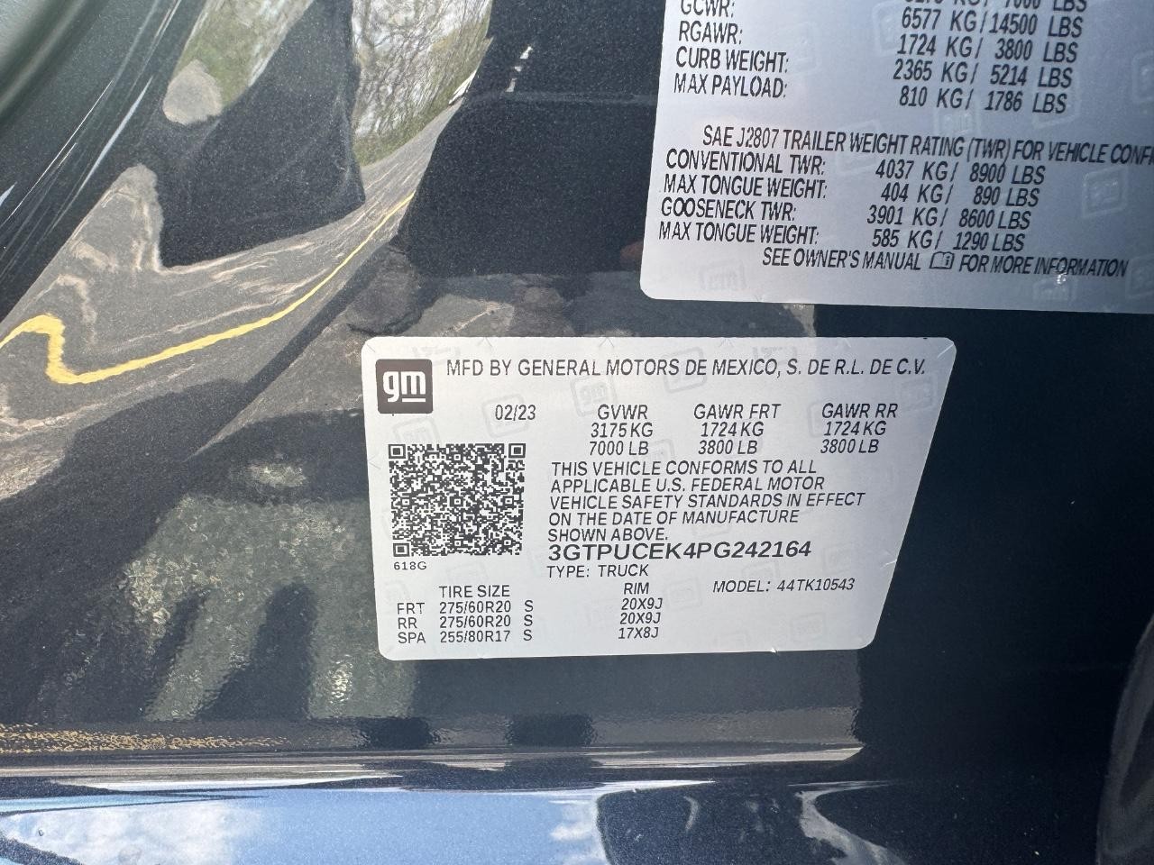 GMC Sierra 1500 Vehicle Full-screen Gallery Image 29