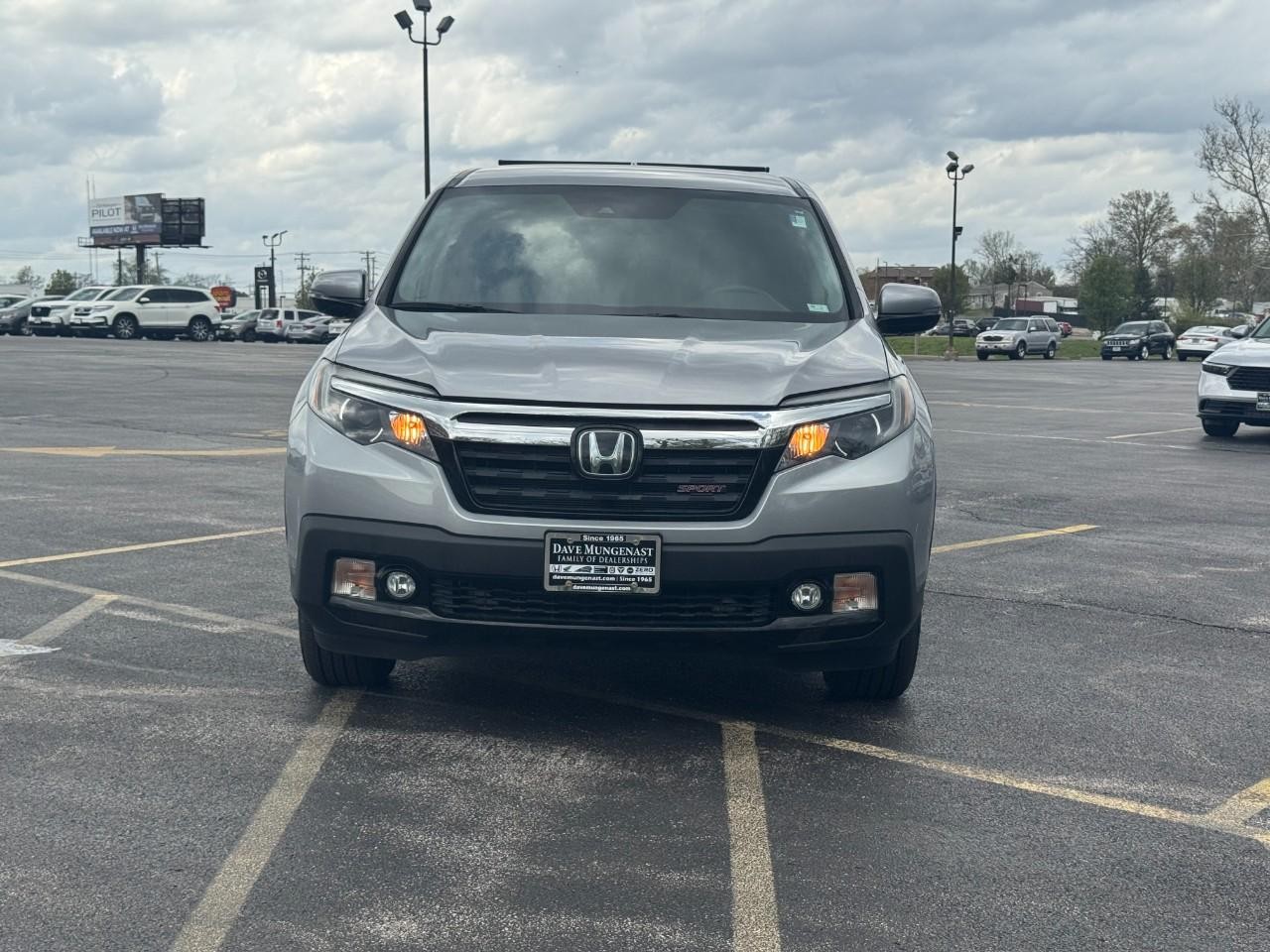 Honda Ridgeline Vehicle Full-screen Gallery Image 10