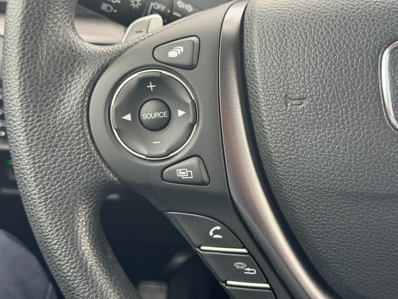 Honda Ridgeline Vehicle Full-screen Gallery Image 21