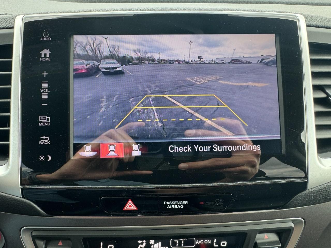 Honda Ridgeline Vehicle Full-screen Gallery Image 25