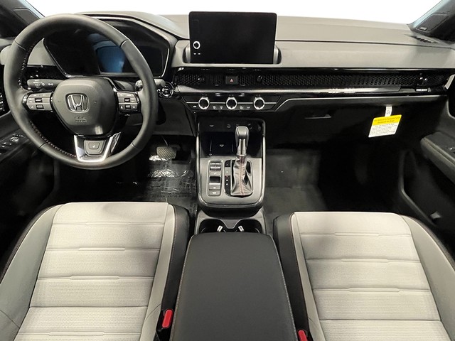 Honda CR-V Hybrid Vehicle Full-screen Gallery Image 16